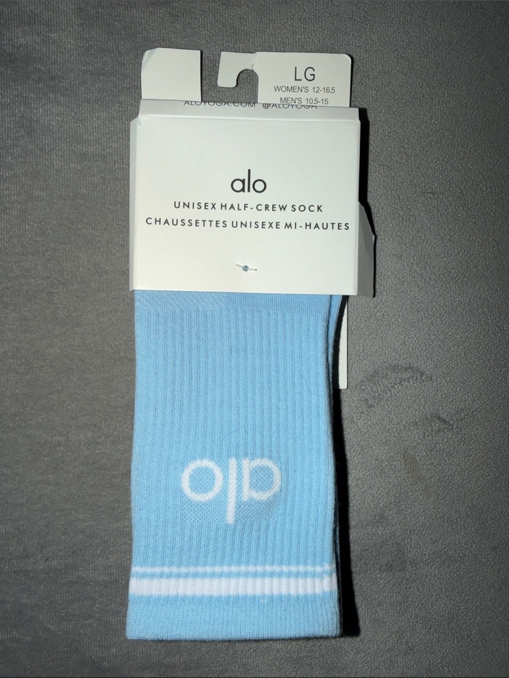 NWT ALO Yoga Light Blue Unisex Half-Crew Socks with White Logo